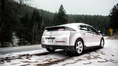  În ce condiții se reduce autonomia mașinii electrice cu 41% iarna.  Sfaturi aurii pentru o mai mare eficiență pe vreme rece

