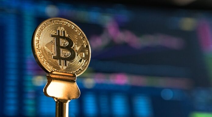Revoluționarea sistemului financiar tradițional: Cum afectează criptomonedele economia globală