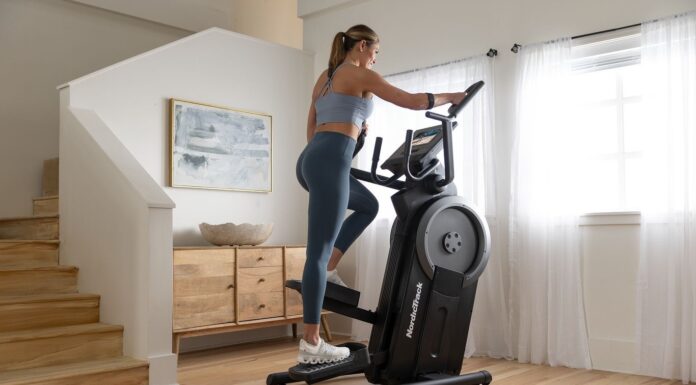 NordicTrack Step Climber XL – Experiența completă de antrenament inteligent NordicTrack Step Climber XL – Experiența completă de antrenament inteligent