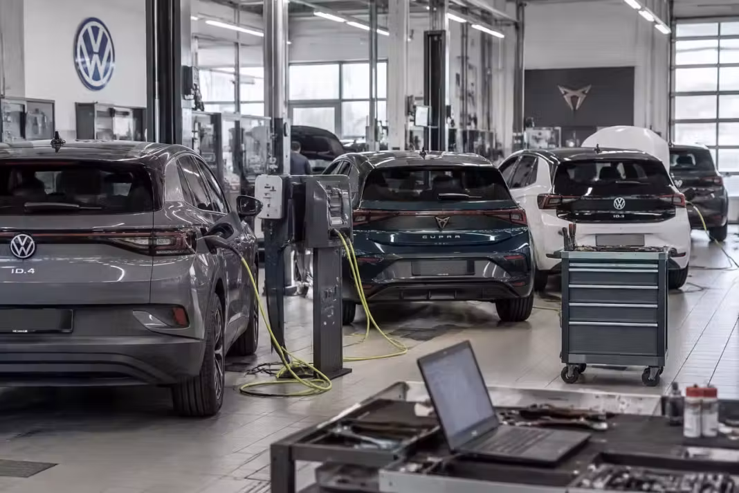 Bateriile defecte trimit 72.700 de electrice Volkswagen și Cupra în service